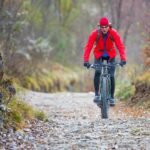 biker with mountain bike bd34ny5